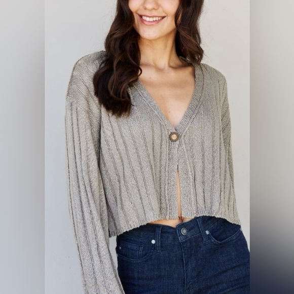 POL Hear Me Out sage semi cropped ribbed cardigan size M - Picture 1 of 9